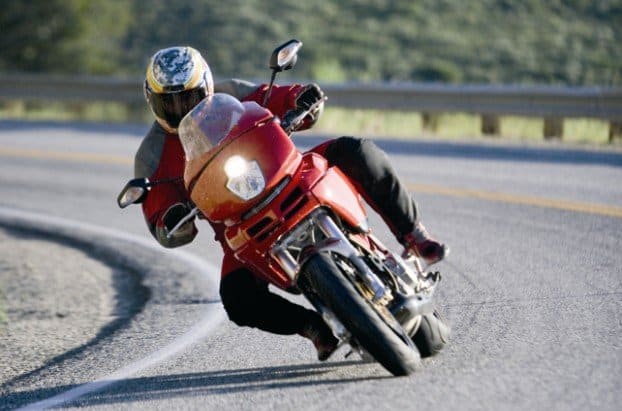 Enquesta e-call motos